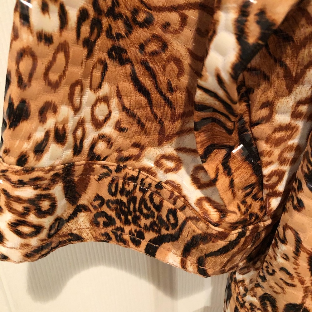 Ruby Rd. Woman leopard-print jacket. Size 24W. - Picture 6 of 7